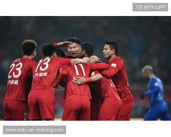 AC米兰中路进攻层次问题凸显,持续影响球队整体进攻效率与关键战能力