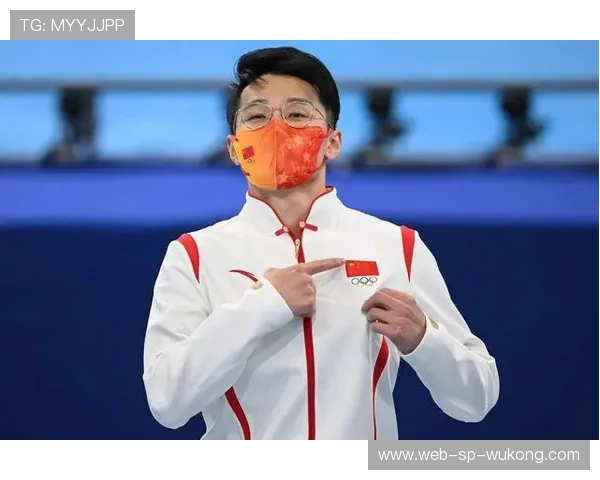 任子威训练完直接拎着冰桶回家泡脚，这自律谁懂啊