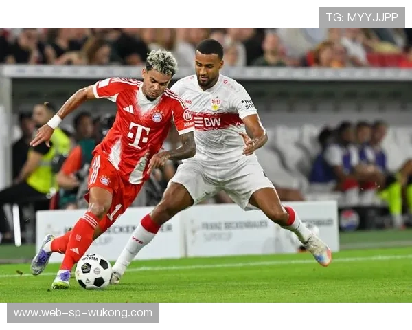 拜仁慕尼黑关键战崩盘表现波动，当前阶段问题逐步显现对赛季走势形成制约